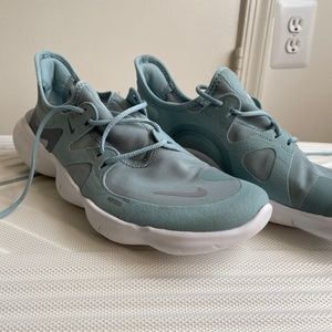 Nike Women's Free RN 5.0 JDI Running Shoes